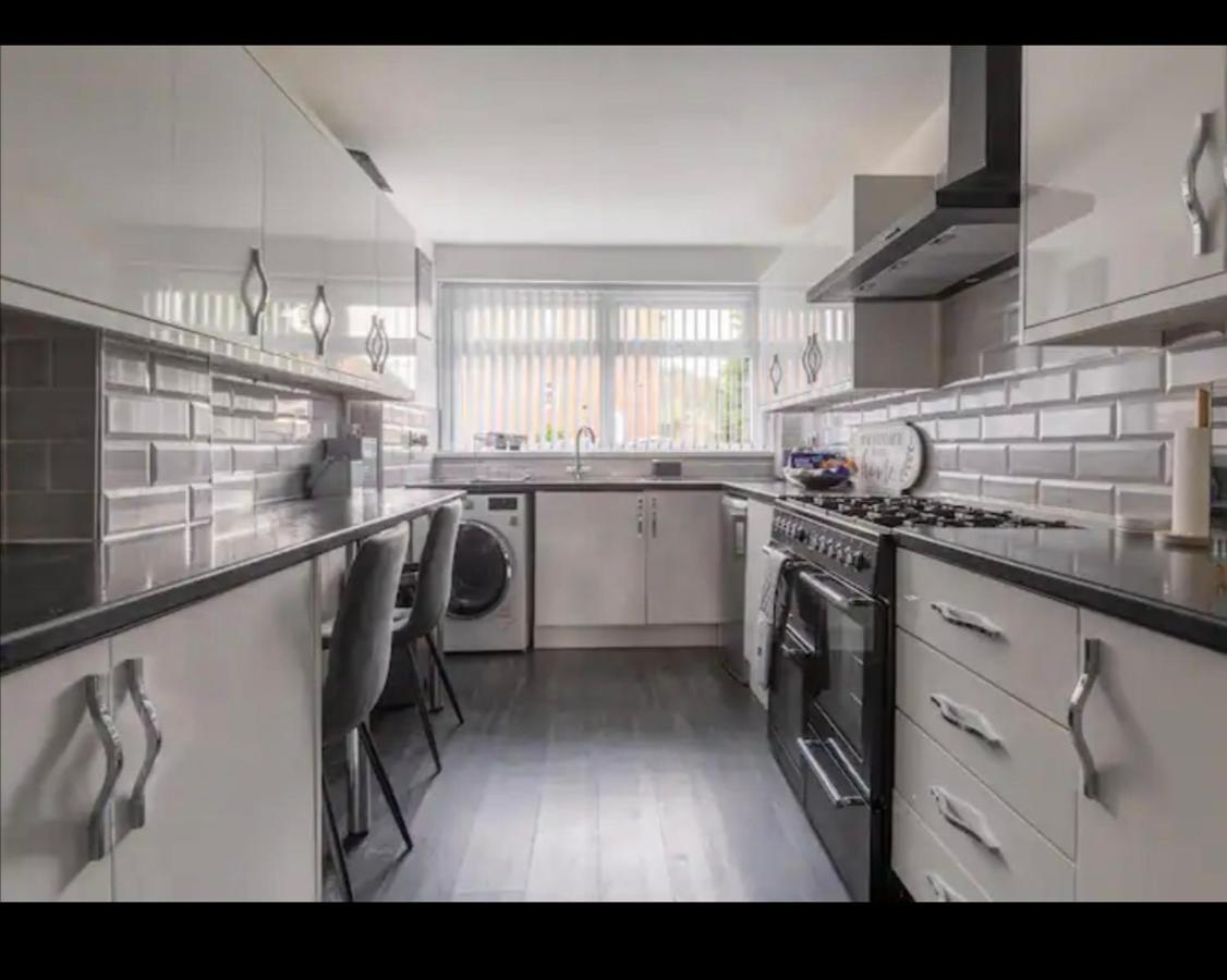 Marston Green Marston 5 Bedroom Home With Parking Near Nec & Bhx מראה חיצוני תמונה