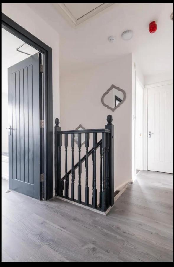 Marston Green Marston 5 Bedroom Home With Parking Near Nec & Bhx מראה חיצוני תמונה