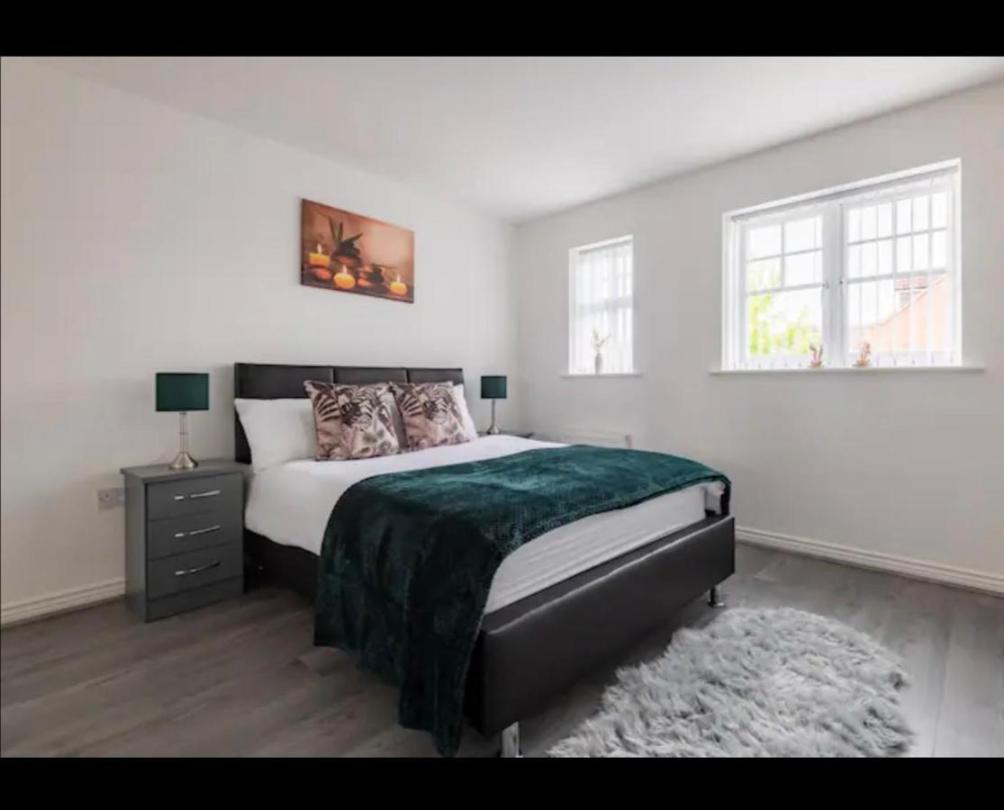 Marston Green Marston 5 Bedroom Home With Parking Near Nec & Bhx מראה חיצוני תמונה