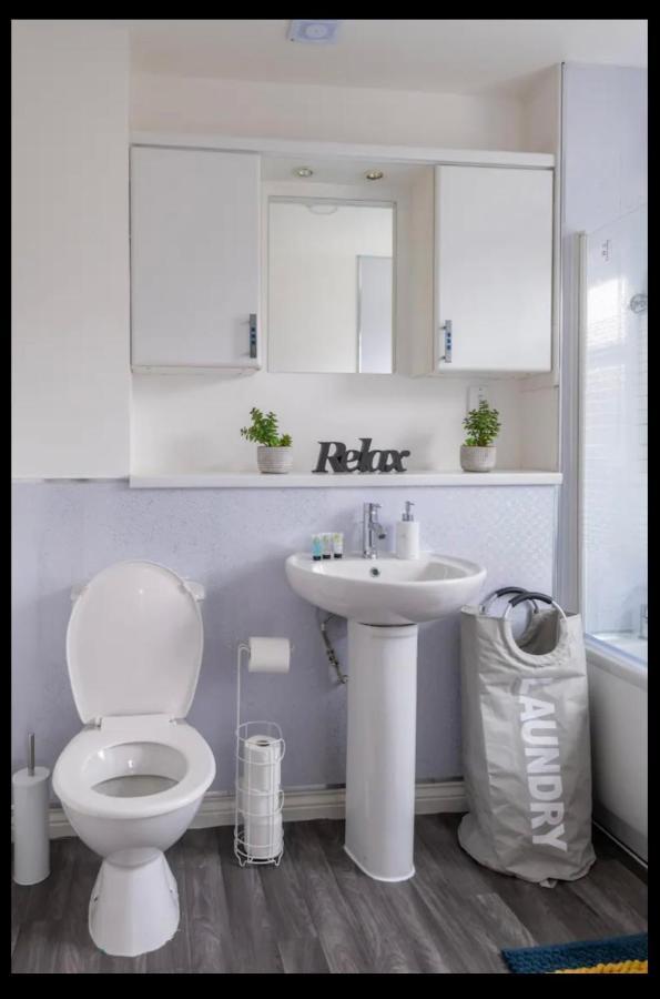 Marston Green Marston 5 Bedroom Home With Parking Near Nec & Bhx מראה חיצוני תמונה